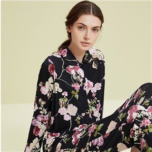 Ženska odjeća za spavanje sa crnim cvjetnim printom od 100% svile